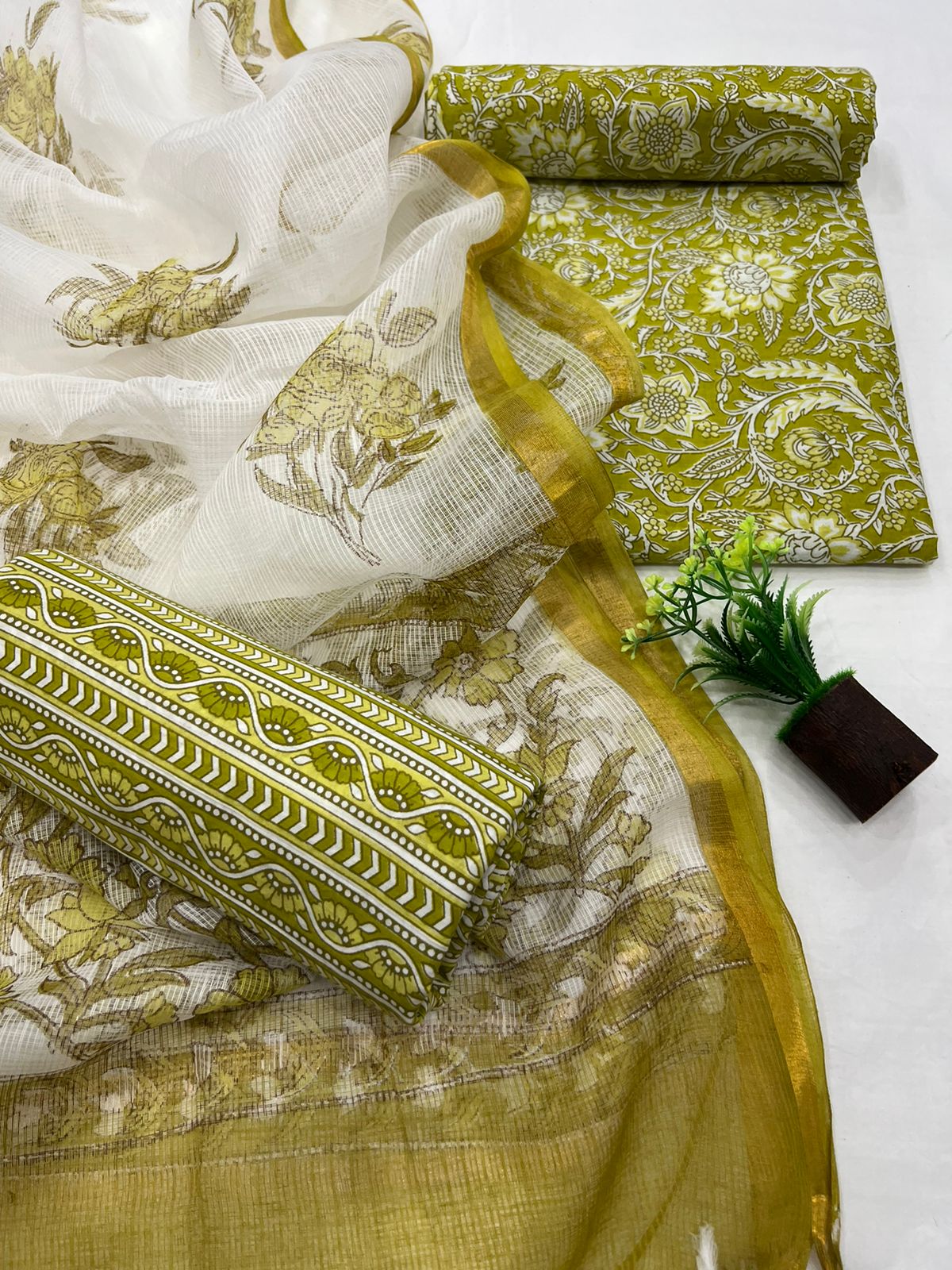 Beautiful Cotton Suit Set With Kota Doriya Dupatta