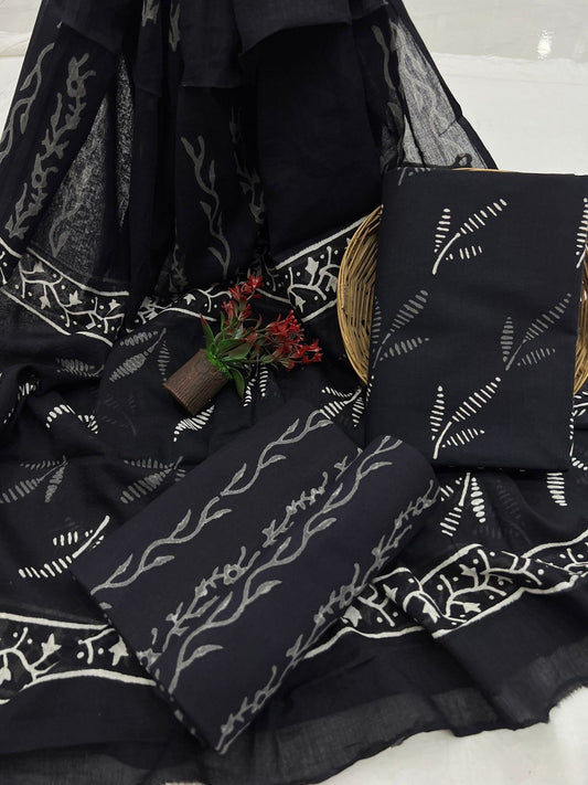 Elegant Cotton Suit Set With Mulmul Dupatta